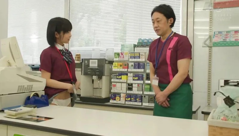 Lồn dễ thương đi làm thêm gạ quan hệ anh quản lý